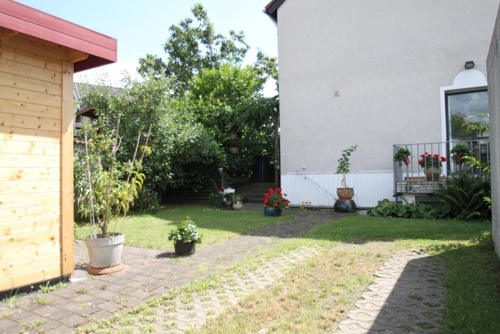 B&B Am See Koeln - Privatzimmer מראה חיצוני תמונה